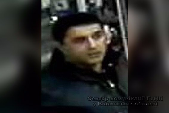 Волинська поліція розшукує чоловіка за підозрою у розбої. ФОТО