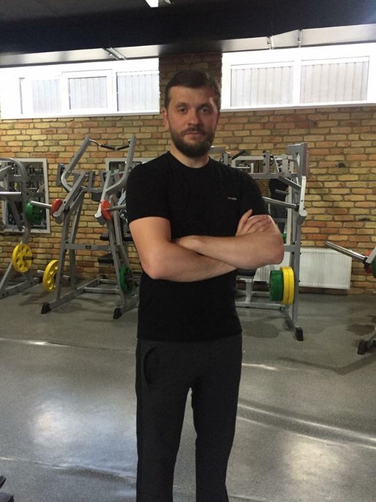 Луцький священик похвалився знімками з «тренажерки»