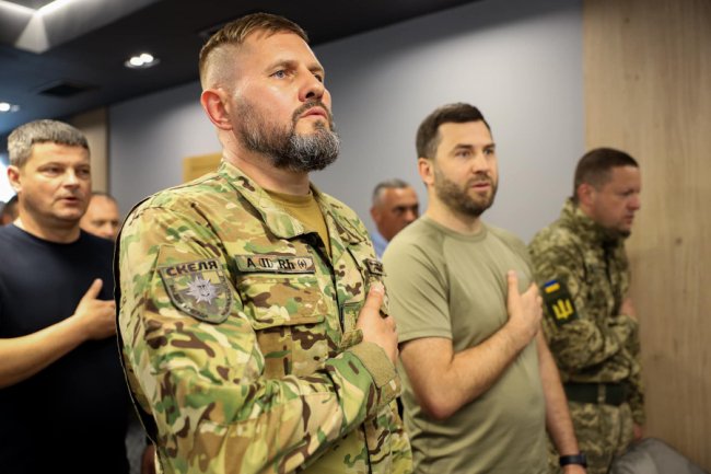 Захищають на фронті і в тилу: на Волині з нагоди професійного свята відзначили поліцейських