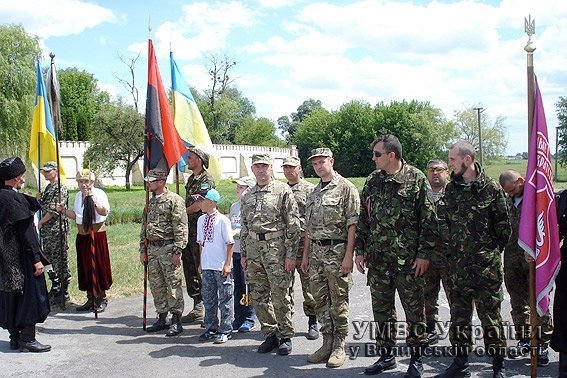 Бійці Волині навчали патріотичності школярів. ФОТО