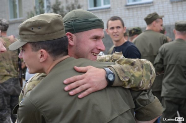 Луцьк зустрів героїв нацгвардії. ФОТО