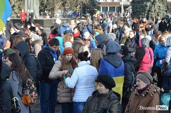 Активісти покинули управління міліції у Луцьку. ФОТО