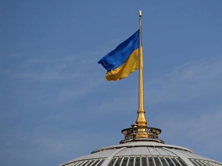 Рада продовжила воєнний стан і мобілізацію до кінця жовтня