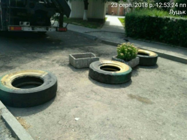 У Луцьку демонтували незаконні паркани