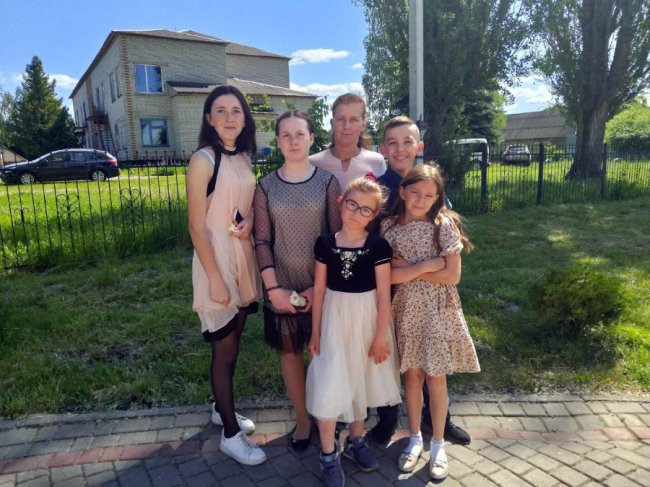 Багатодітна волинянка служить у війську та виховує п'ятьох дітей. ФОТО