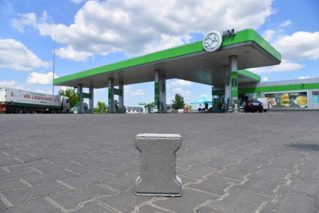 Ресторани, офіси, житлові комплекси: бруківка LeBruk для тих, хто вміє рахувати гроші*