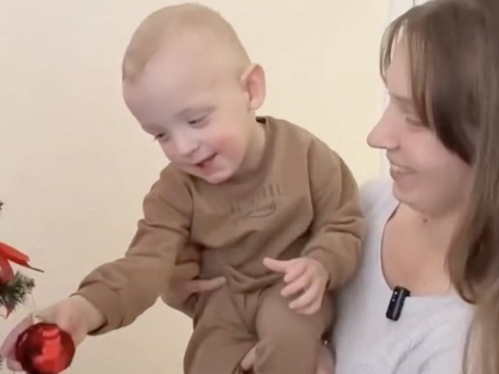 Перші кроки у два роки: історія передчасно народженого хлопчика з Волині