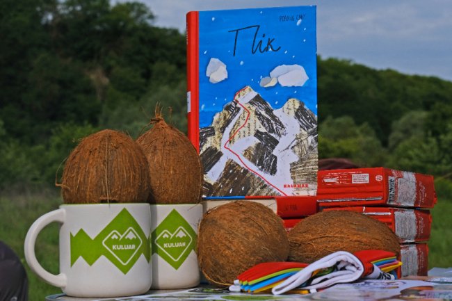 Рятувальні роботи в печерах, високі скелі і тролеї: тренер з Луцька влаштував екстремальний табір для дітей і дорослих