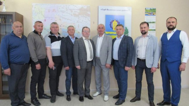 Волинська делегація побувала у Волновасі, щоб вшанувати загиблих на Сході військових