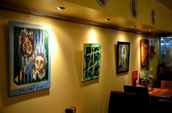 У Луцьку - виставка картин «без стереотипів». ФОТО