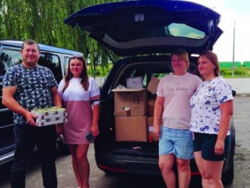 Волинський священник віддав своє авто на потреби ЗСУ