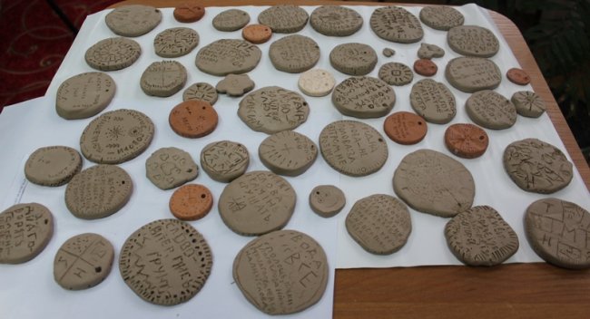 У Луцьку оригінально відзначили День української писемності та мови. ФОТО