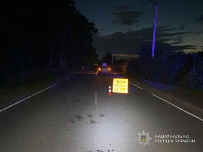 Смертельна ДТП: на Волині пасажирка під час руху авто вистрибнула з нього та потрапила під колесо