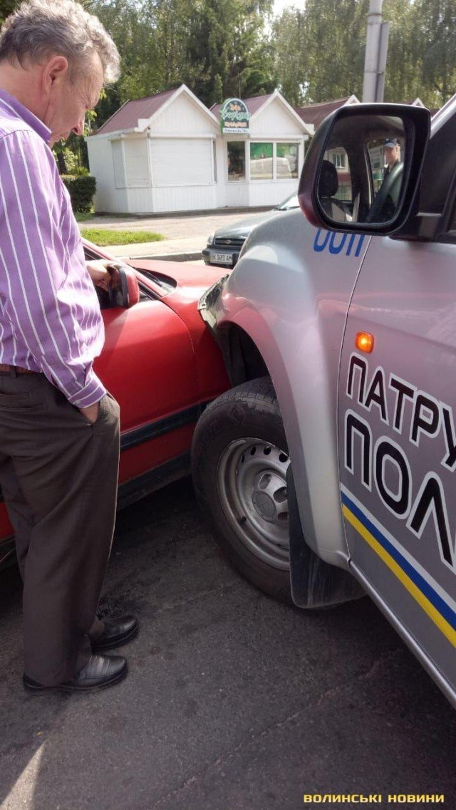У Луцьку авто патрульної поліції зіткнулось з  Audi. ФОТО. ВІДЕО
