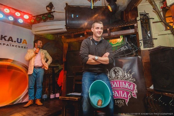 Як у Луцьку під час «Вечірки.UA» відбувалися «вибори». ФОТО