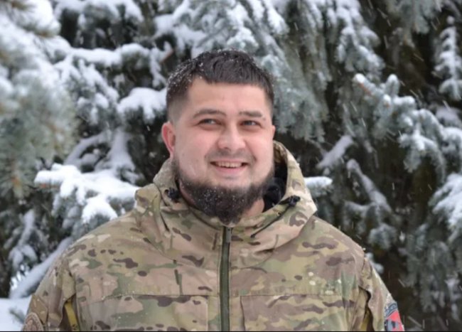 Старший сержант з Волині розповів, як від удару FPV врятували привідкриті двері «Хаммера»