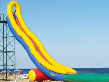 У курортній Кирилівці загинув 22-річний працівник атракціону