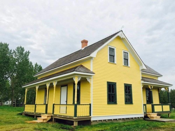 100-річний будинок українців став музейним експонатом у Канаді. ФОТО. ВІДЕО