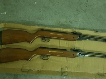 На «Ягодині» затримали українця, який перевозив гвинтівки