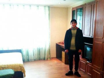 На Волині дитині-сироті вручили ключі від квартири. ФОТО