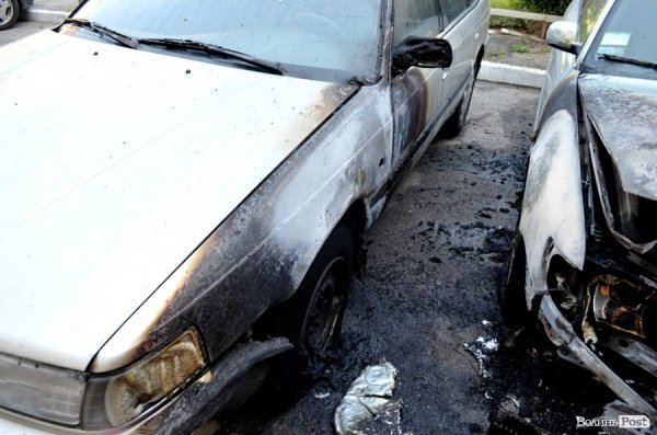 У Луцьку згорів автомобіль. ФОТО