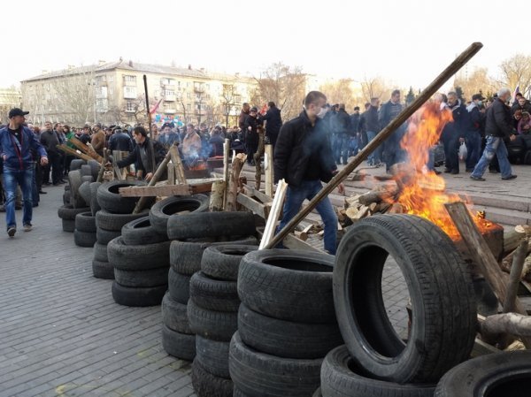 У Донецьку сепаратисти бояться штурму силовиків