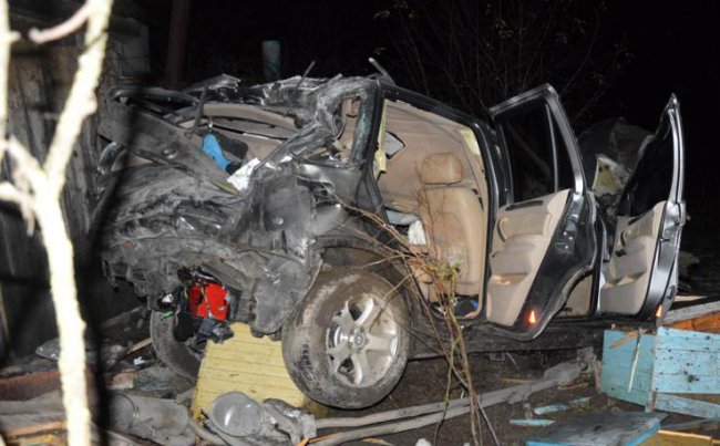 BMW-Х5 влетів у будинок на Ковельщині: деталі смертельної ДТП. ФОТО