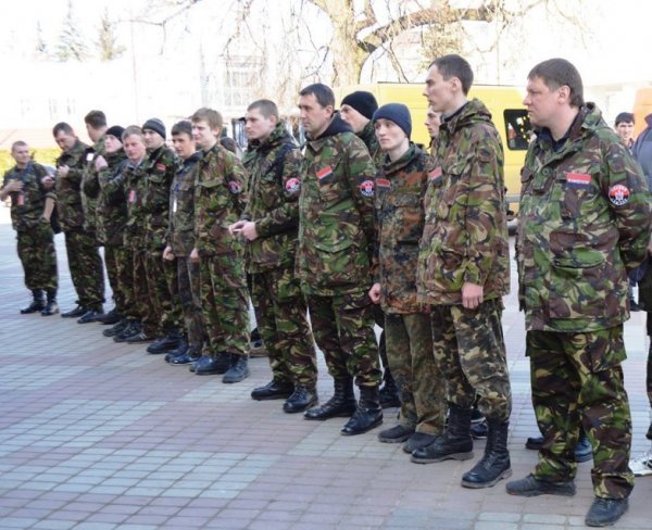 У Луцьку «Правий сектор» вшанував Шевченка ходою. ФОТО
