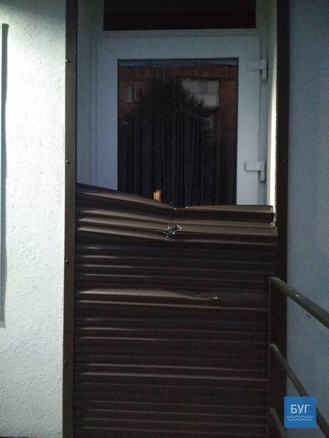 У Нововолинську знову розтрощили квітковий магазин. ФОТО. ВІДЕО