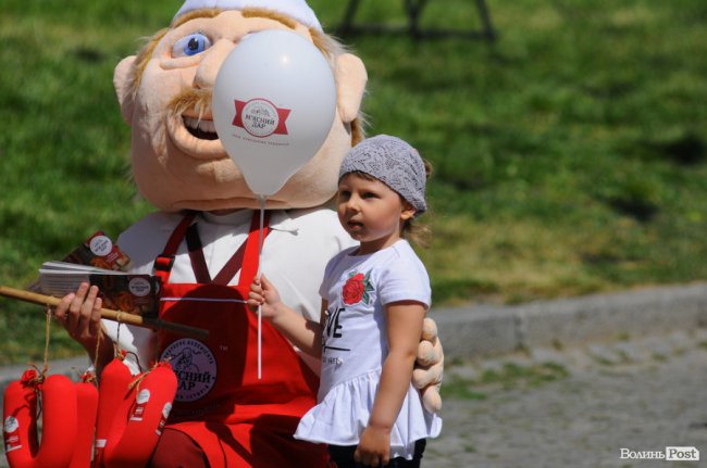 У замку Любарта - «Lutsk Food Fest». ФОТО