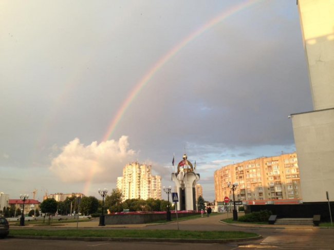 Лучани започаткували в інтернеті веселковий флешмоб. ФОТО