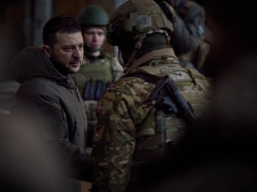 «Здавати Бахмут ніхто не буде», – Зеленський