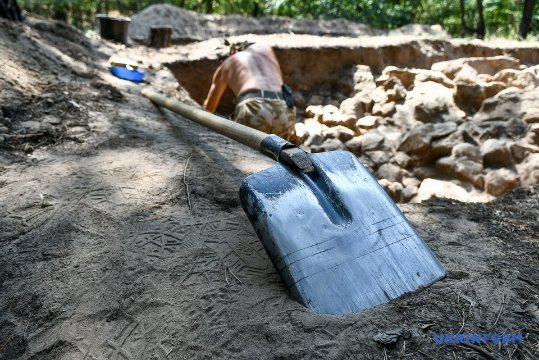 На Хортиці археологи знайшли святилище, якому майже 5000 років. ФОТО