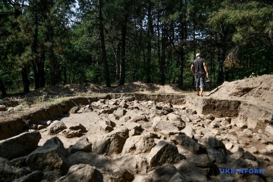 На Хортиці археологи знайшли святилище, якому майже 5000 років. ФОТО