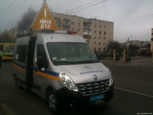 У Луцьку тролейбус наїхав на літню жінку. ФОТО
