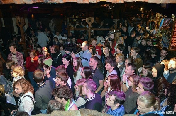 Вечірка вдалася - вільного місця майже не було