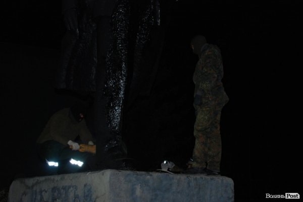 Як Волинь позбулася маневицького Леніна. ФОТО