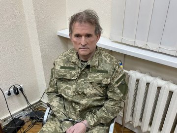 Львівський апеляційний суд залишив Медведчука під вартою