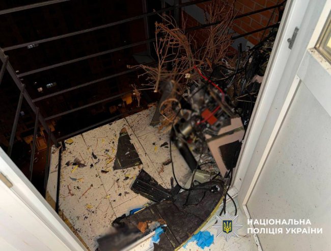 У Києві два дрони влетіли у квартиру та балкон багатоповерхівок і не розірвались, - поліція