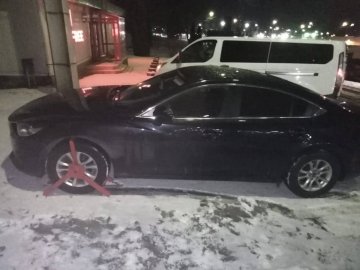 На кордоні з Польщею знайшли викрадене авто, яке перебувало у міжнародному розшуку