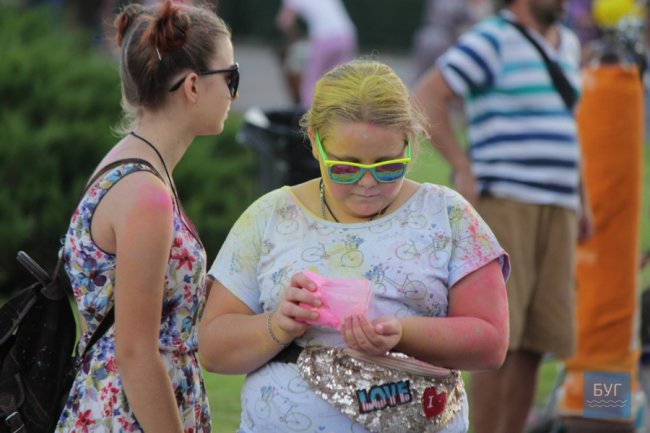 У місті на Волині кидалися фарбами. ФОТО
