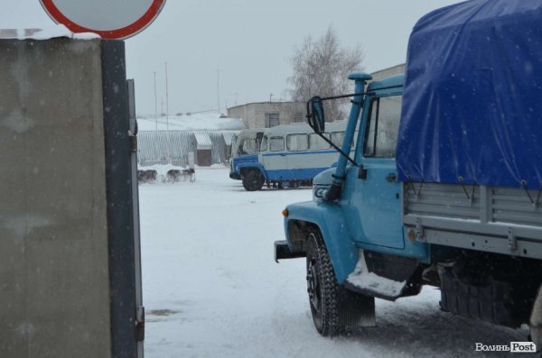 Луцькі ВВшники повернулися на базу, Автомайдан починає чергування.ДОПОВНЕНО. ФОТО