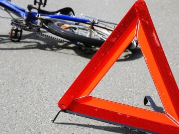 У Луцькому районі мотоцикліст збив велосипедиста