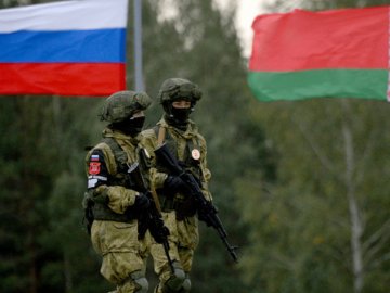 Росія вивела практично всіх своїх військових із Білорусі, – ДПСУ