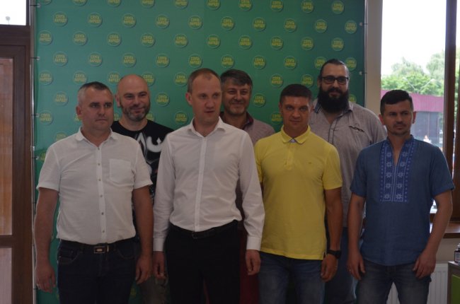 На новому офісі – з новими ідеями: у Луцьку відкрили партійний хаб «Слуги народу». ФОТО, ВІДЕО*