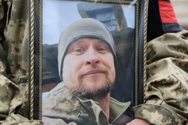 Луцьк у скорботі: попрощалися з Героями Ігорем Грабком та Андрієм Жуком