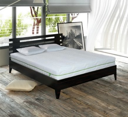 Шалені знижки у луцькому магазині*