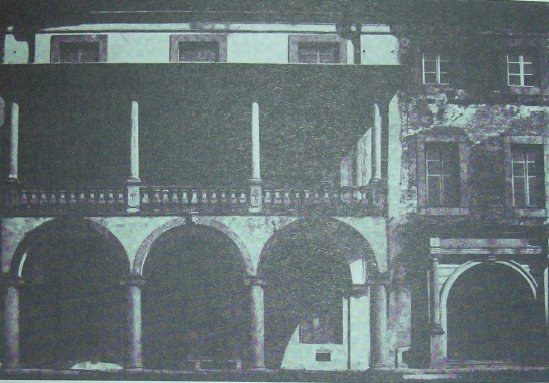 Олицька резиденція на унікальних ретрофото