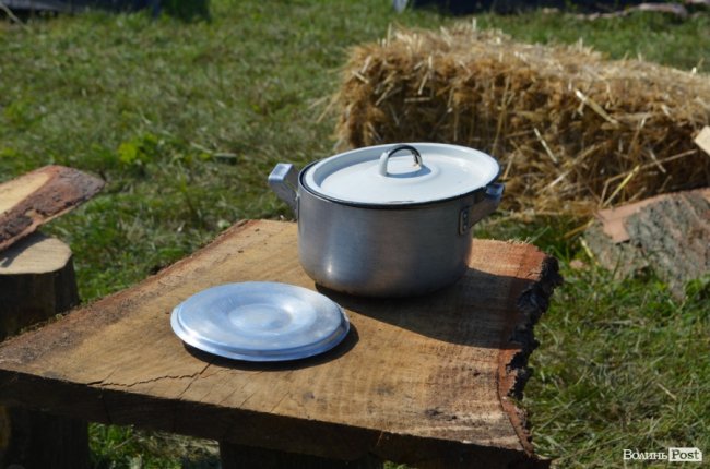 Спека в наметах і аншлаг у зоні купання: як фестивалить «Бандерштат». ФОТО