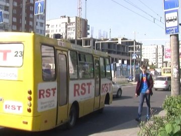 Патрульні назвали найчастіші порушення з боку маршрутників